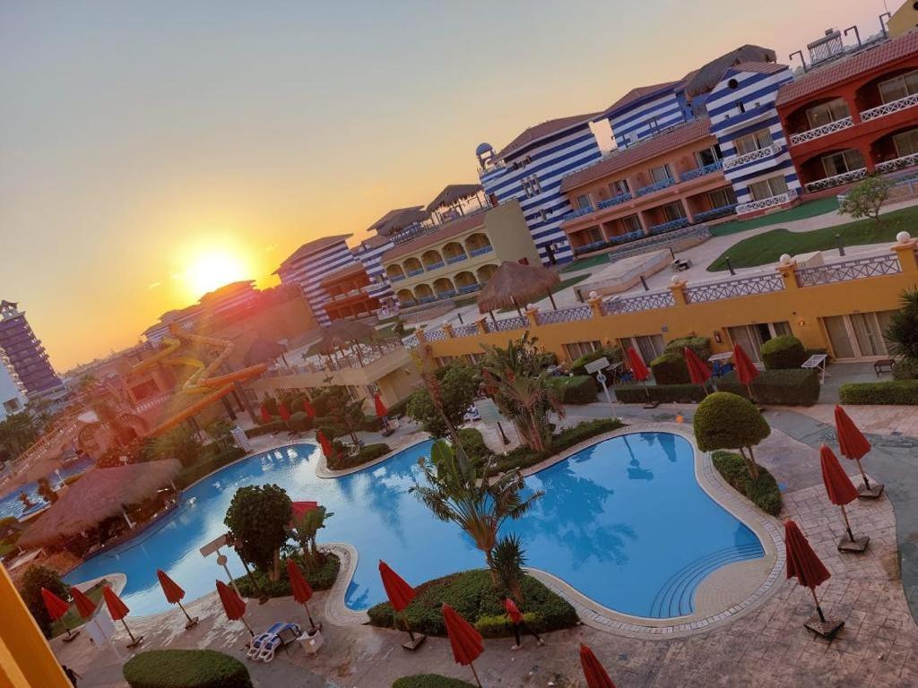 Porto Marina Resort Chalets Families Only El Alamein Exterior foto
