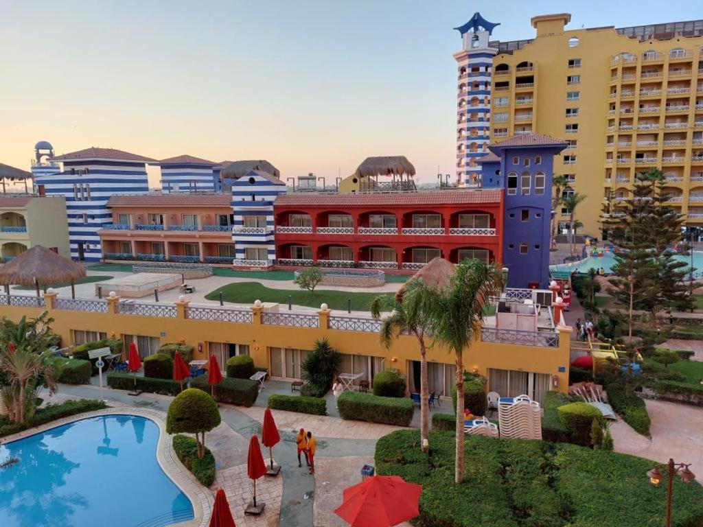 Porto Marina Resort Chalets Families Only El Alamein Exterior foto